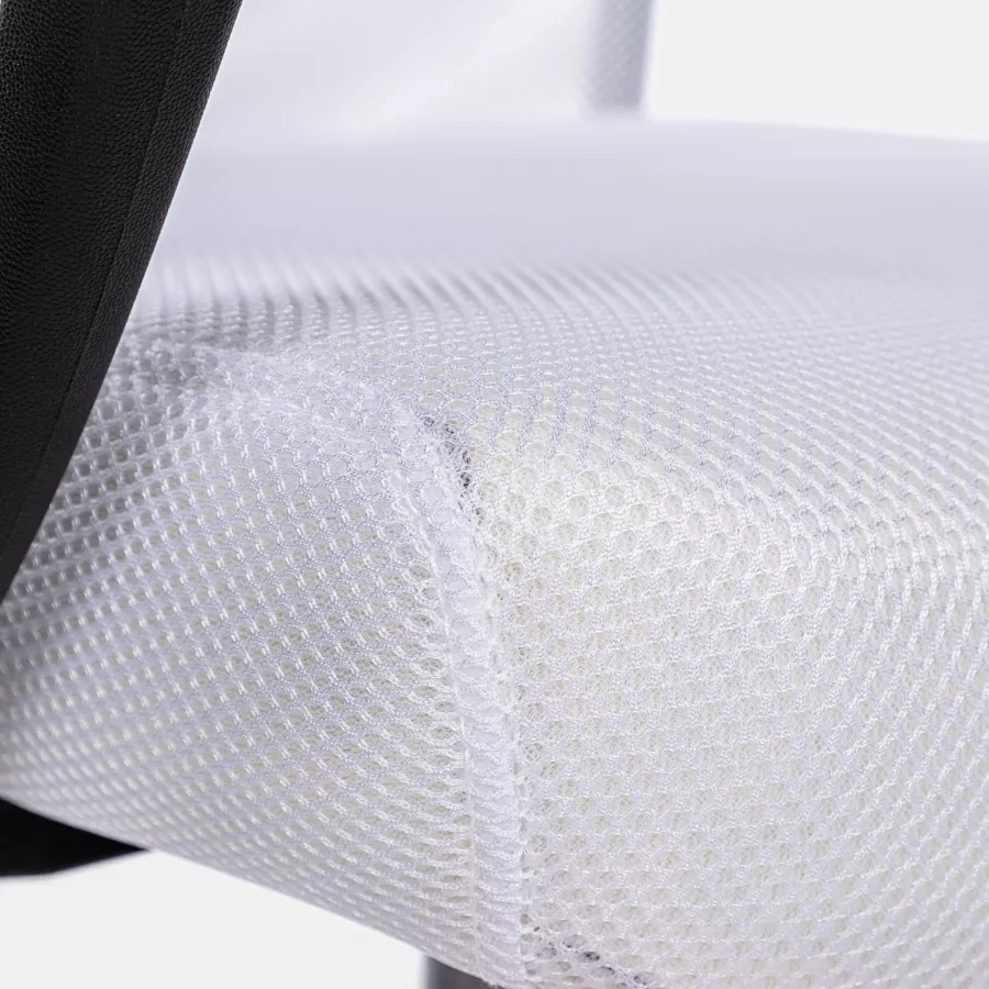 Sedia da ufficio girevole in tessuto mesh bianco e schienale traspirante  con base cromata - Storex
