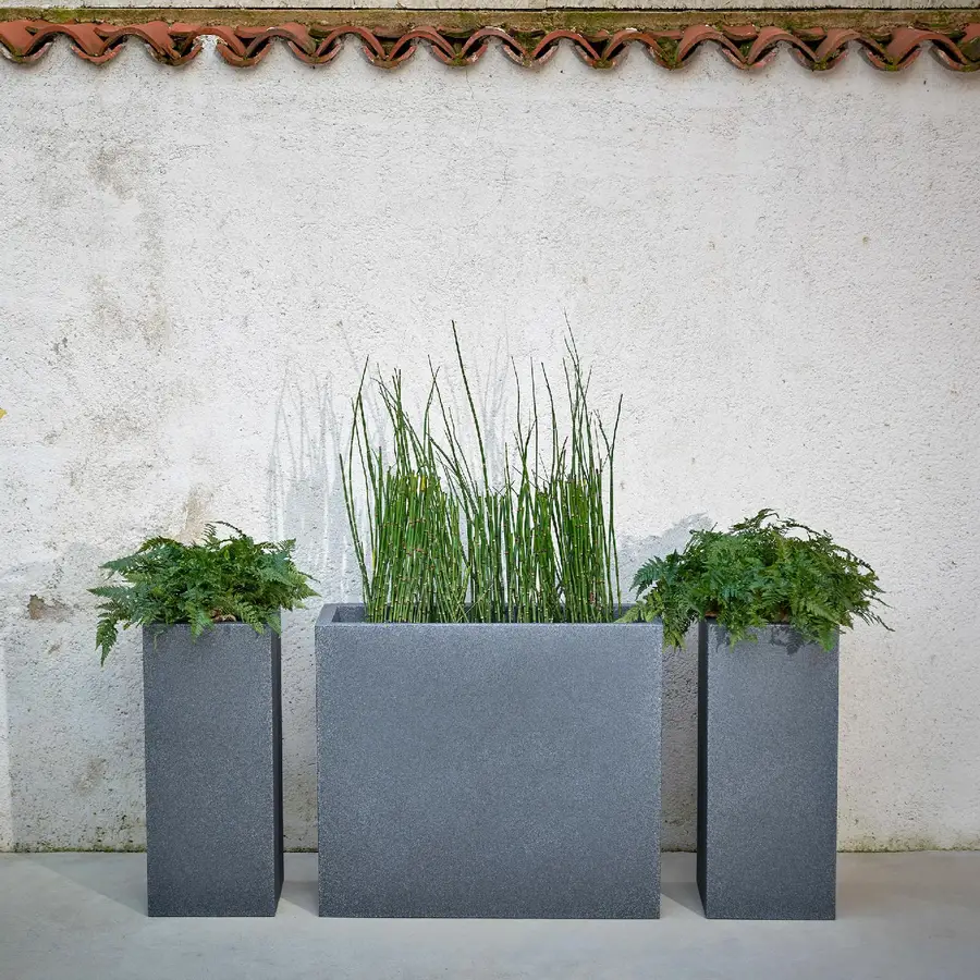Vaso alto quadrato giardino o interni 30x30x70h cm in polietilene