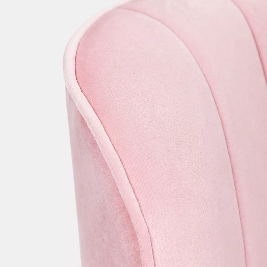 Poltroncina in velluto rosa con gambe in legno - Sylvia