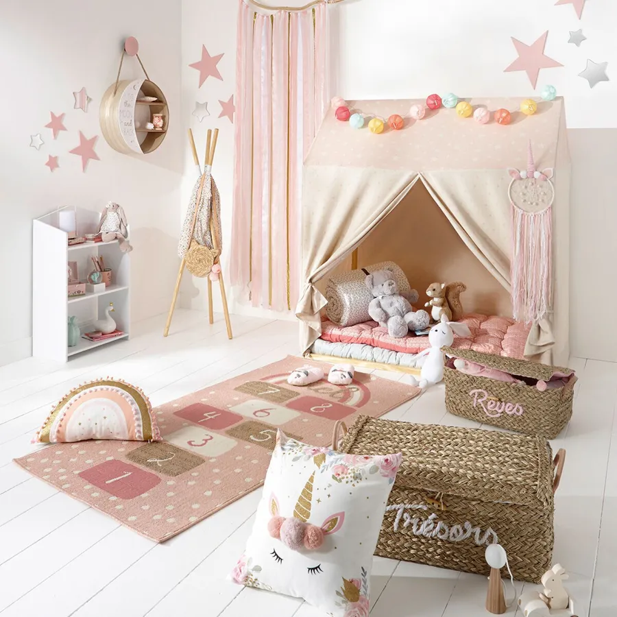 ROOM99 Molly 45 x 45 cm federa decorativa per cuscino, cuscino decorativo, stile moderno, camera da letto, soggiorno, con volant, crema, 1 pezzo