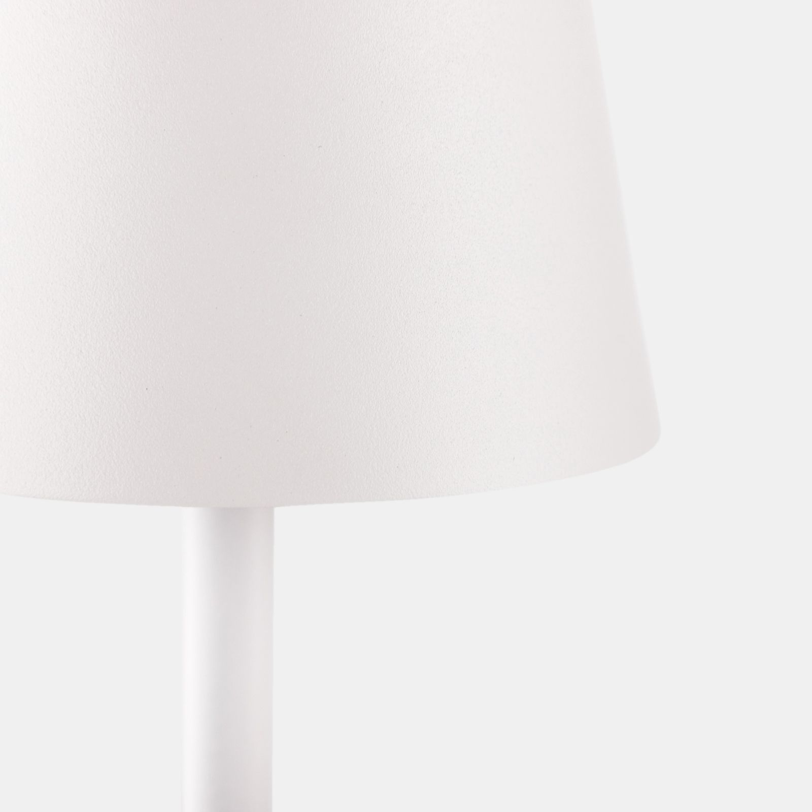 Lampada da tavolo portatile a LED 11x38h cm in alluminio bianco - Mojito