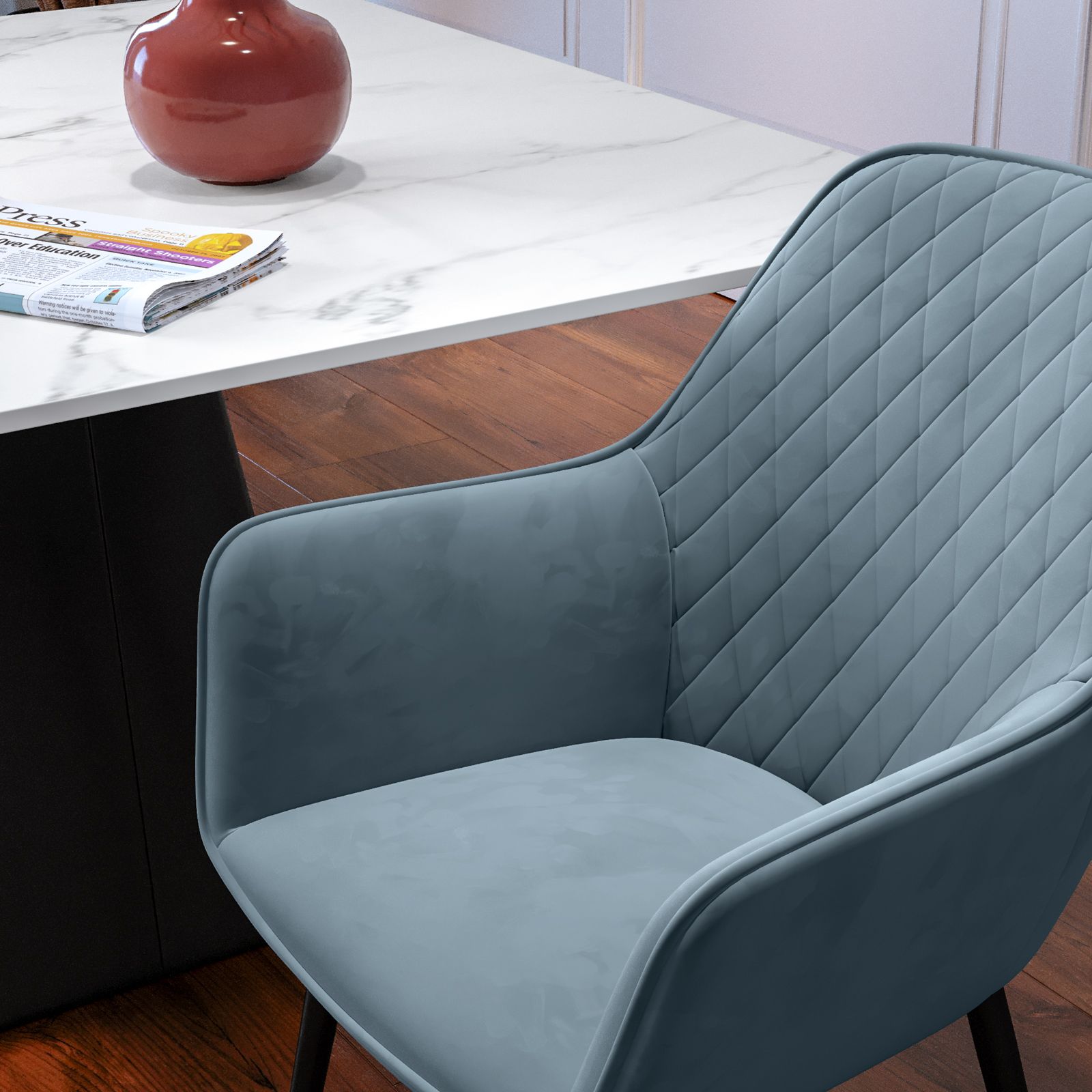 Poltrona con braccioli in velluto color carta da zucchero Viper