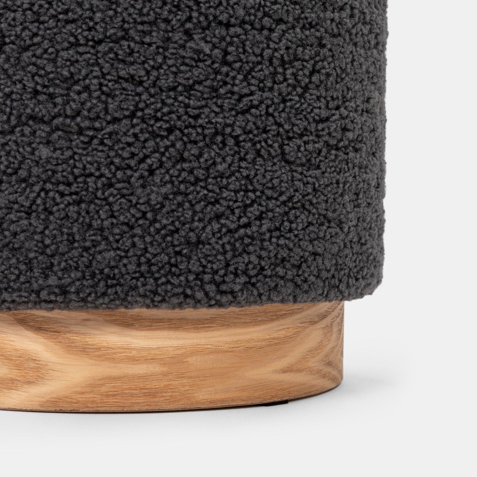 Pouf contenitore 37 cm in tessuto teddy antracite con base in legno - Remy