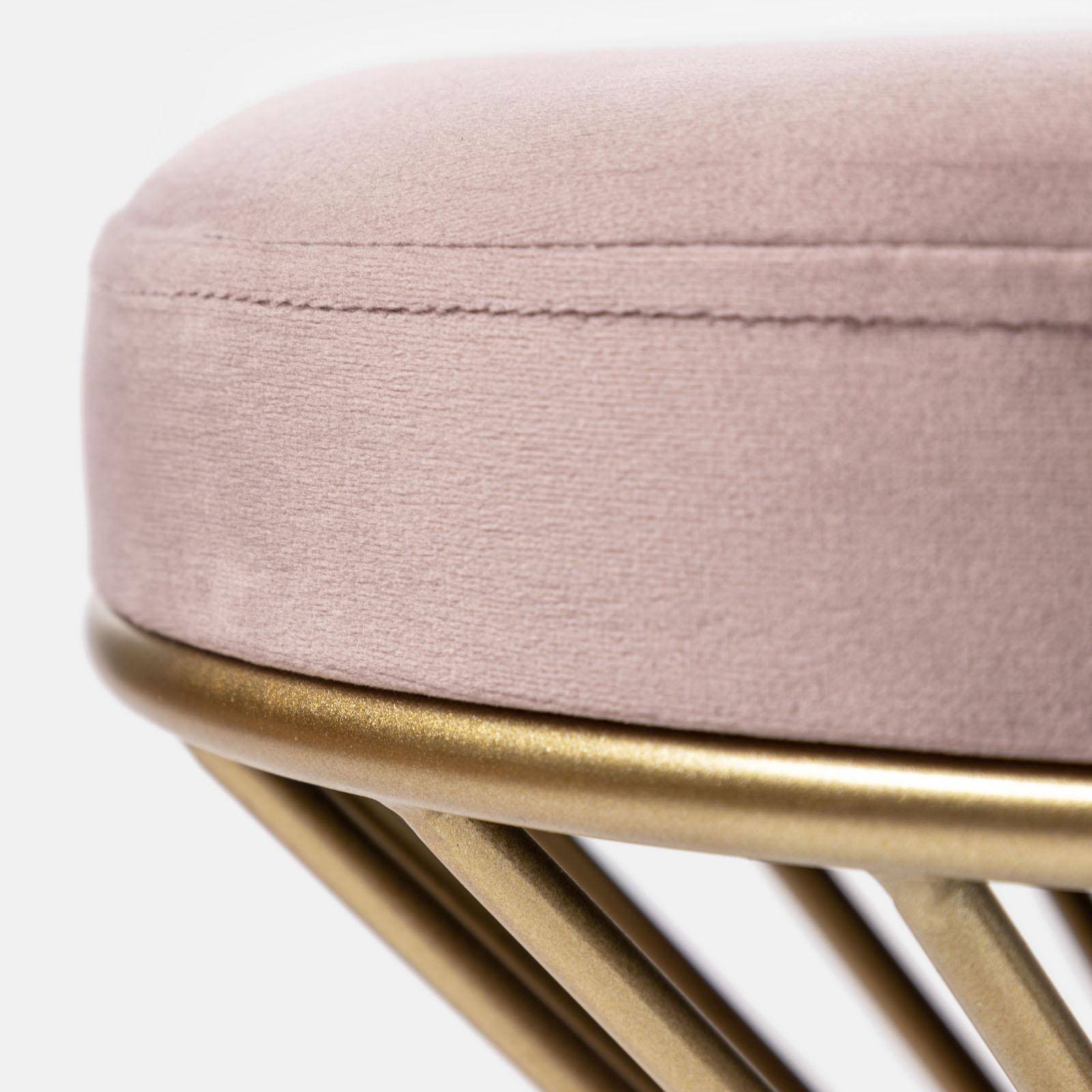 Il numero 1 del risparmio-POUF DA ARREDO IN VELLUTO CON GAMBE IN METALLO  ORO 45X45X45CM IN COLORE ROSA