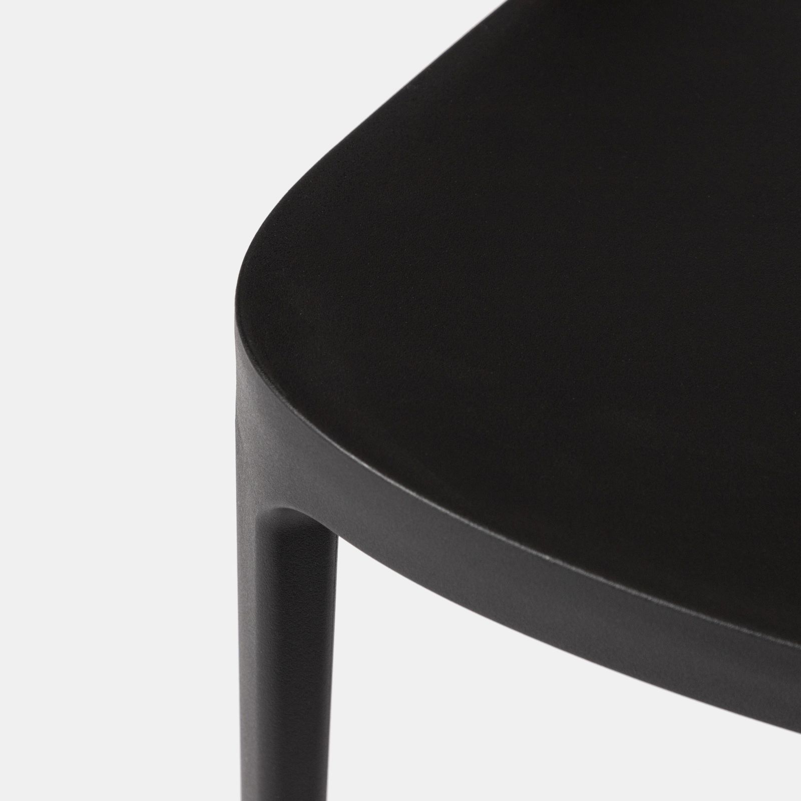 Sedia impilabile in polipropilene nero Deanna