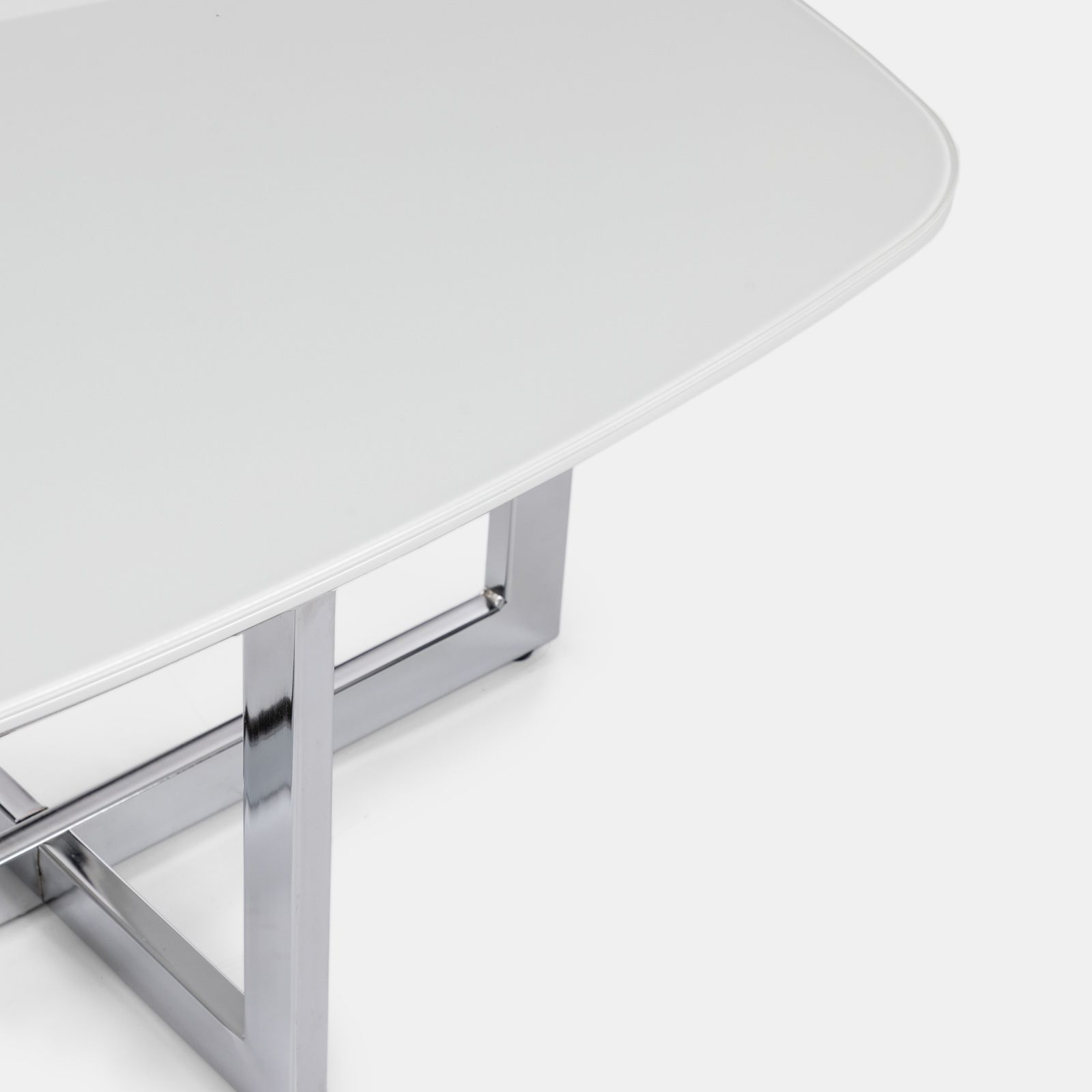 Tavolino 80x60x40 h cm piano in vetro bianco e gambe in metallo cromo -  Doveli