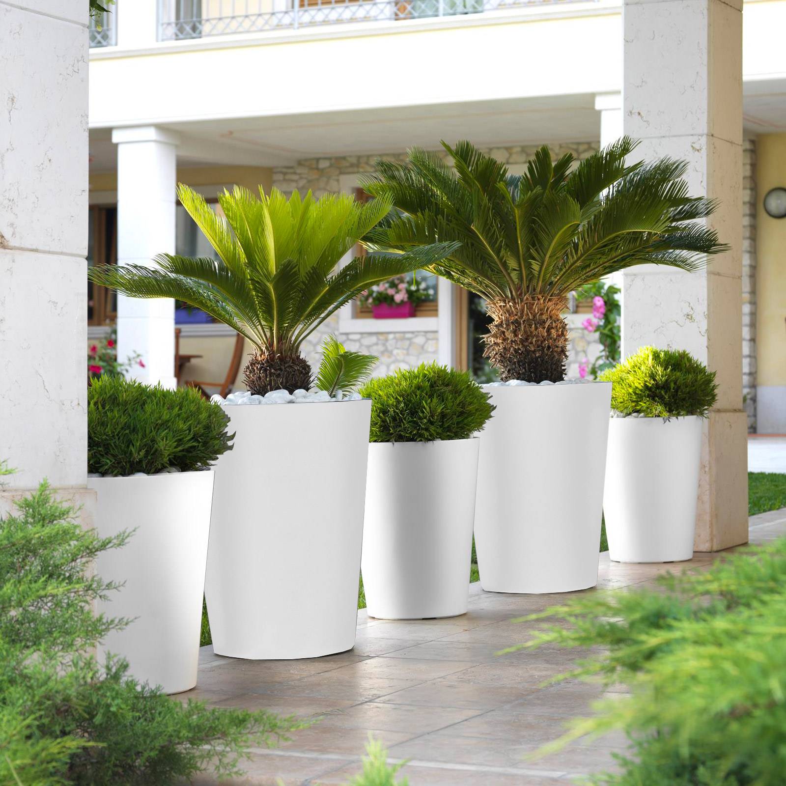 Vaso da giardino alto in plastica riciclabile 100% design moderno bianco  altezza 65 cm